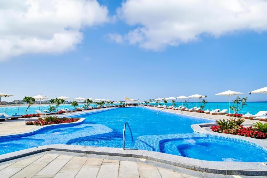 Address Beach Resort Marassi Эль-Аламейн Экстерьер фото